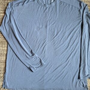 NWOT Women’s American Eagle Oversized Soft Blue Long Sleeve Shirt